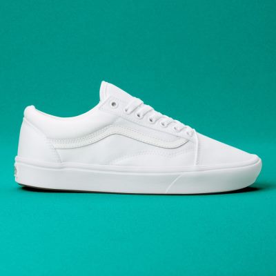 Vans Comfycush Old Skool - Erkek Spor Ayakkabı (Beyaz)